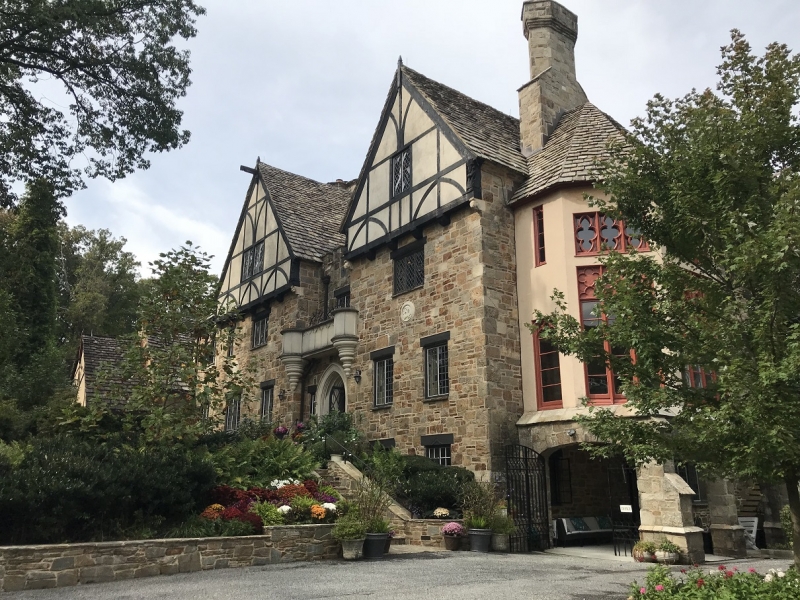 Cloisters Castle